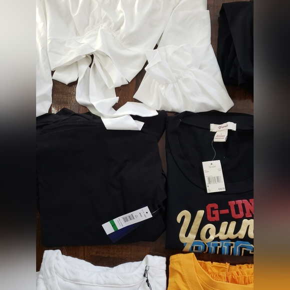 Women's clothes 11 pcs. - Picture 2 of 9